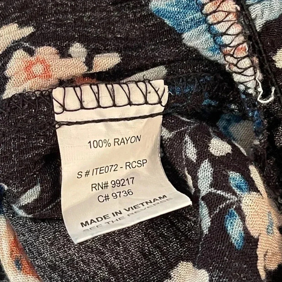 MOA Moa flora long sleeve top with smocked waistband. - Picture 5 of 8